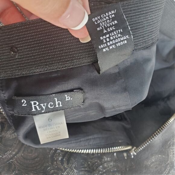 2B.RYCH Womens Skirt SZ 6 Black Gold Metallic Swirl Pleated Lined Knee Zipper - Picture 10 of 10